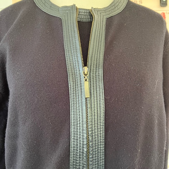 Etoile sweater set size L leather look trim black on black. Zip front - Picture 7 of 11